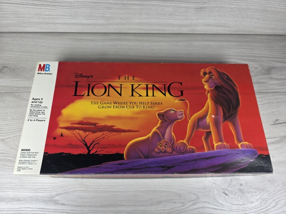 Disney's The Lion King Game by Milton Bradley Board Game w Box and SU40